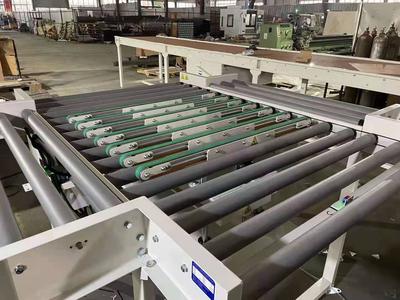 四向滚筒输送机